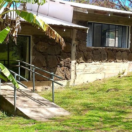 Cabana Ideal Familia 6 A 12 Personas! Hanga Roa Zewnętrze zdjęcie